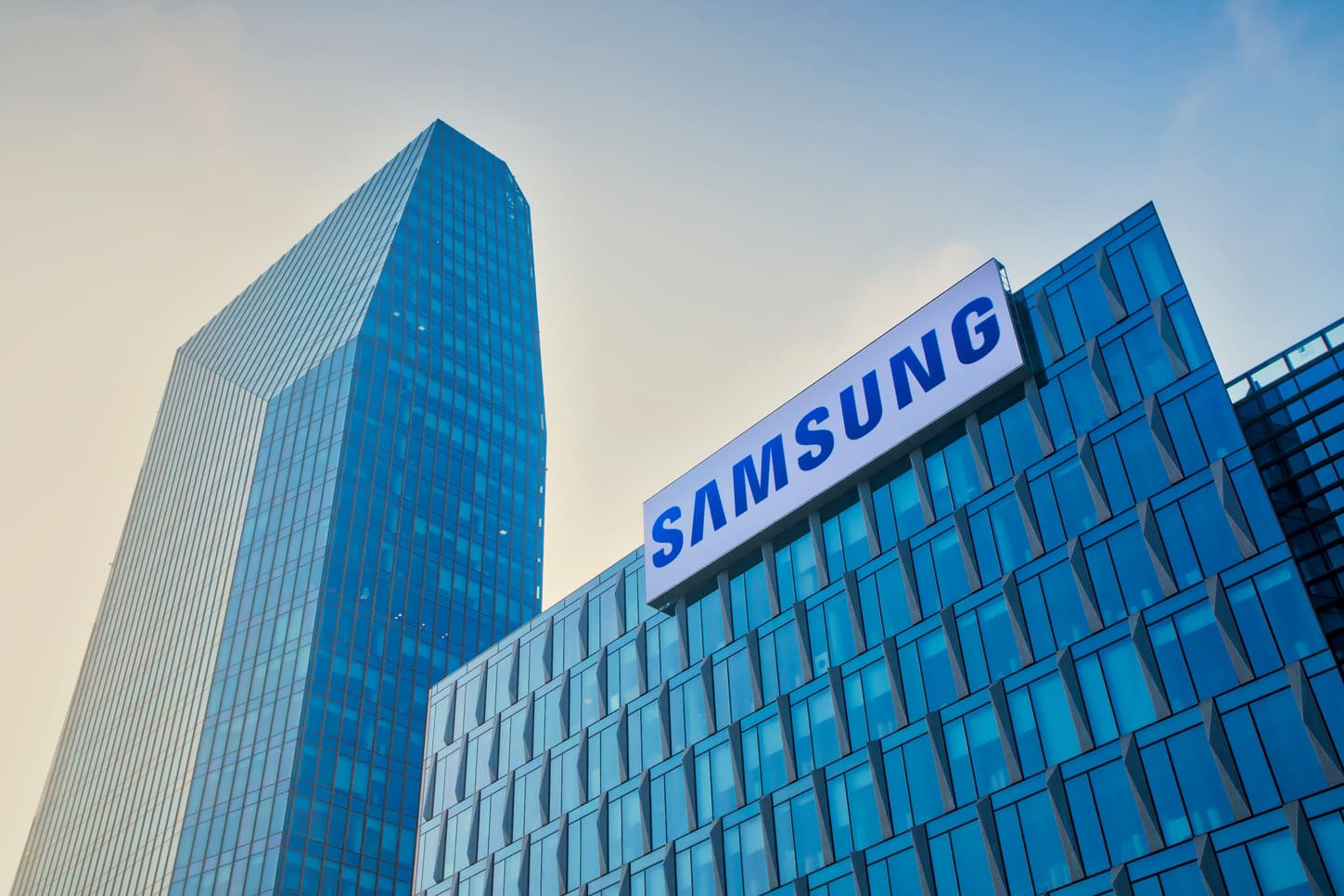 Samsung to List Blockchain ETF on Hong Kong Exchange