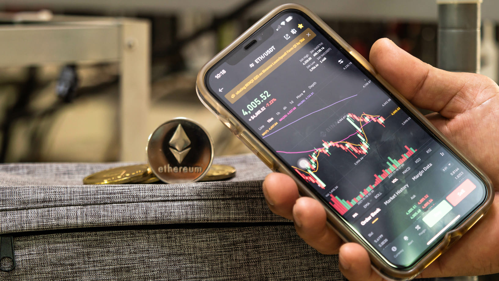 Binance Exchange Sued by Crypto Investor Following Stablecoin Collapse