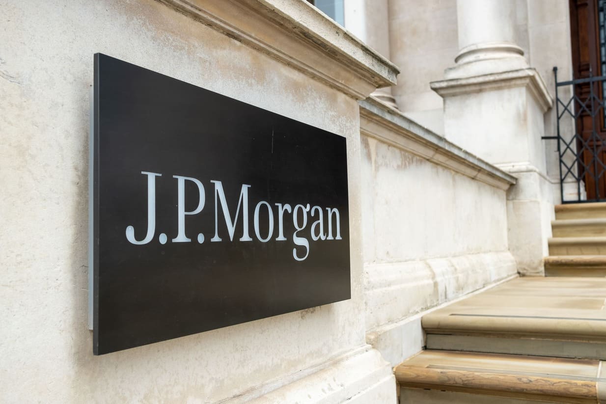JP Morgan Becomes the First Leading Bank to Launch in the Metaverse