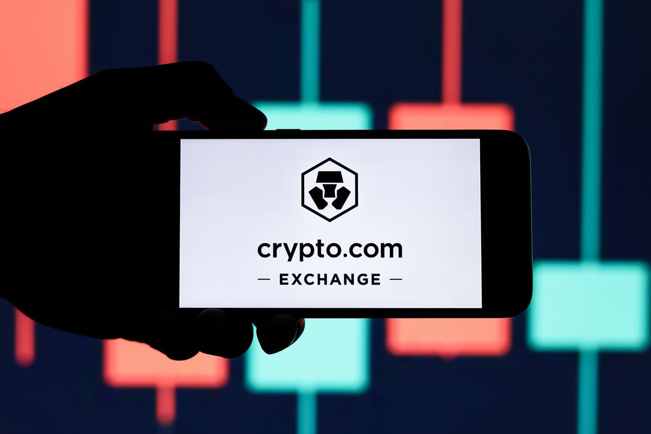 Crypto.Com Lays Off 20% Of Its Employees