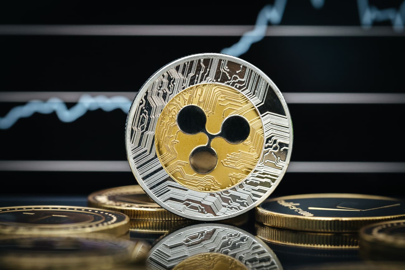 Wells Fargo Officer Predicts XRP Price to Reach $500 by Early 2024
