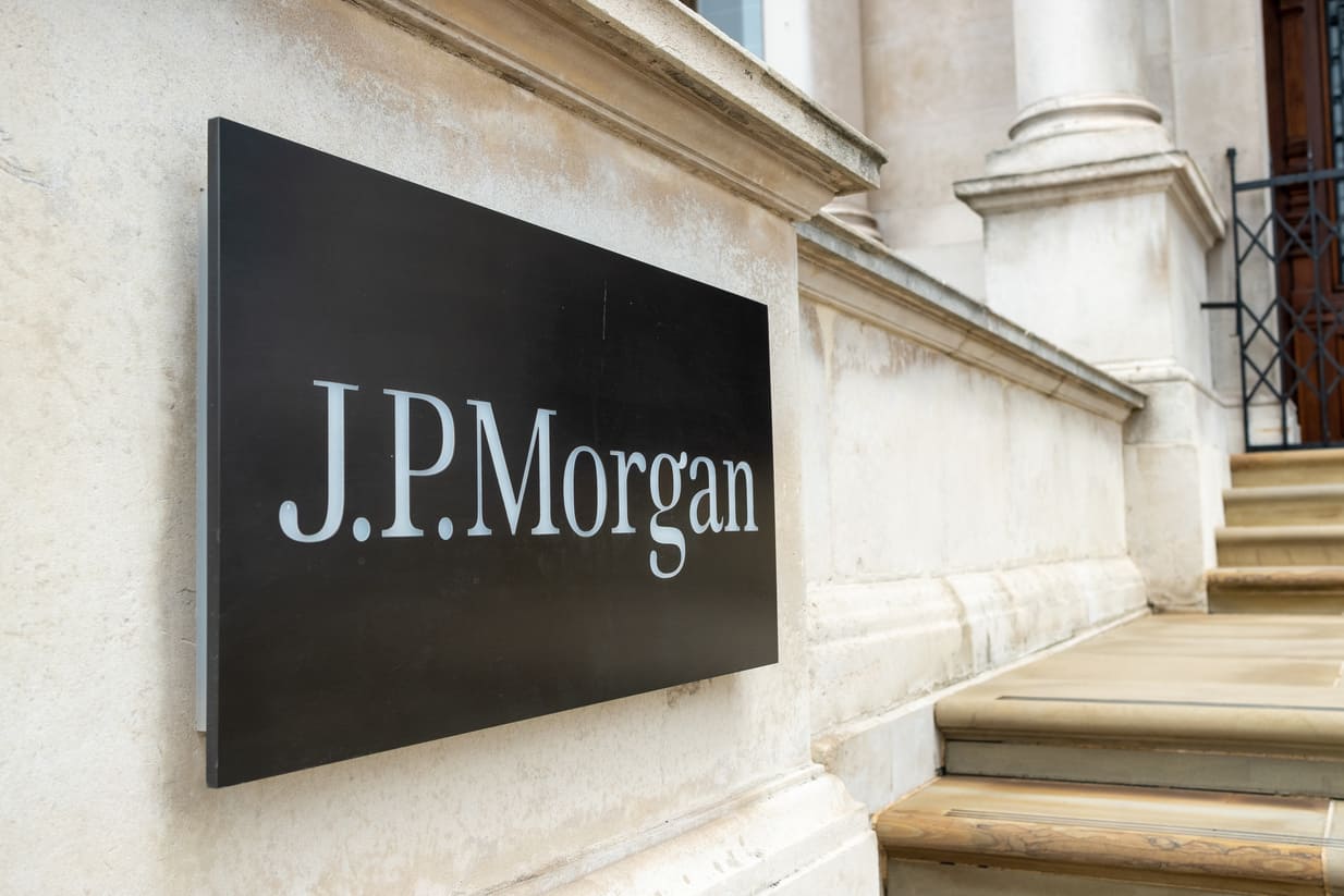 JPMorgan's JPM Coin Processes $1 Billion Daily, Eyes Retail Expansion
