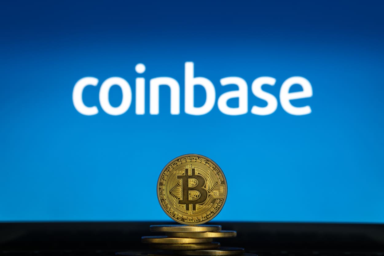 Coinbase Achieves Record $7.7 Billion Bitcoin OTC Trading Volume Amidst ETF Surge
